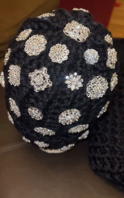 Rich Auntie (Broach Package 30)